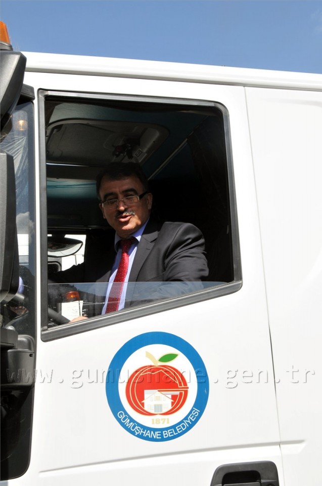Gümüşhane Belediyesi 4 Yılda 20 Yeni Araç Aldı 9
