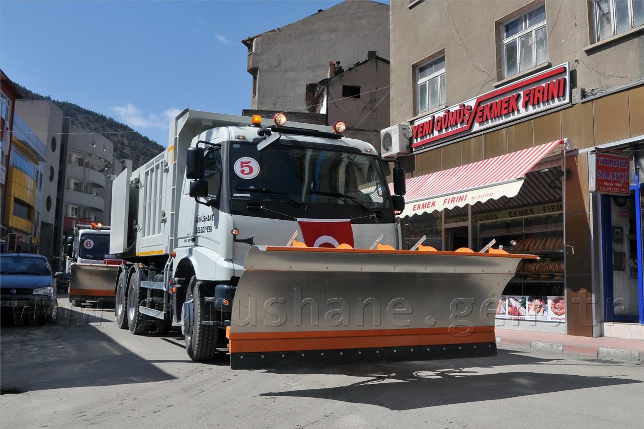 Gümüşhane Belediyesi 4 Yılda 20 Yeni Araç Aldı 12