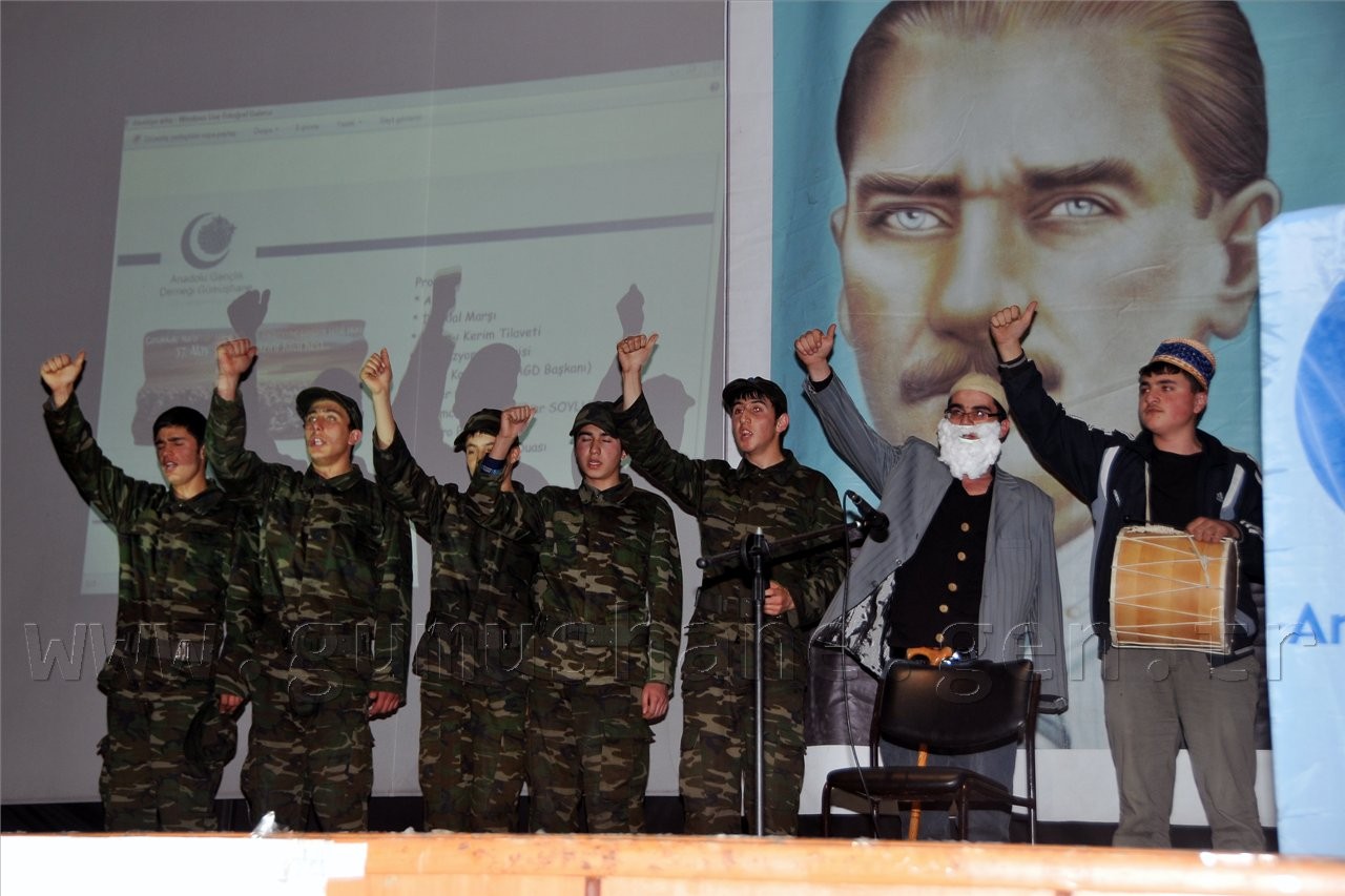 AGD Çanakkale Şehitlerini Konferansla Andı 9