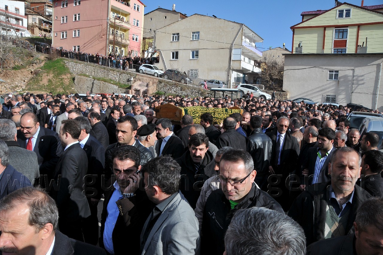 Eski Vekilin Abla Acısı 6