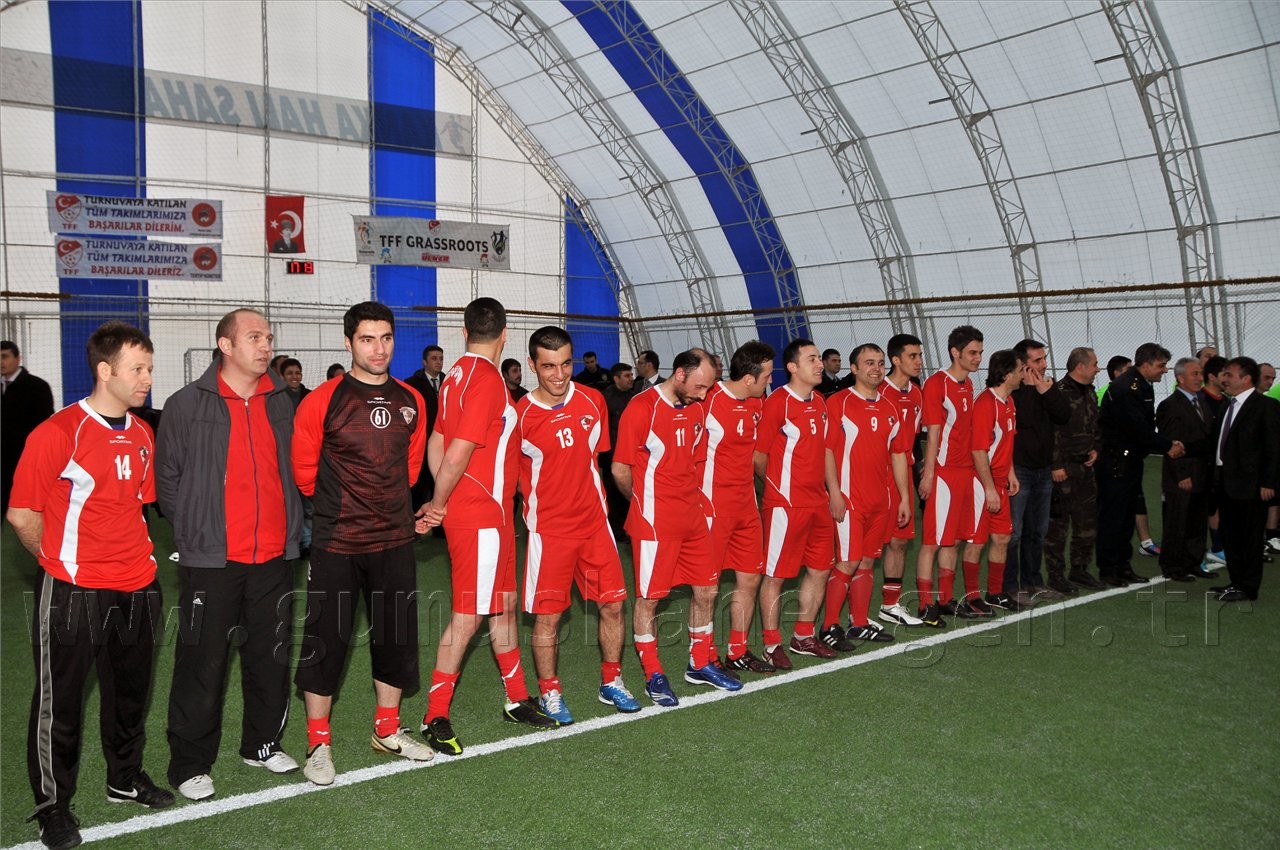 Kurumların Düellosu Sona Erdi: Şampiyon Emniyet 10