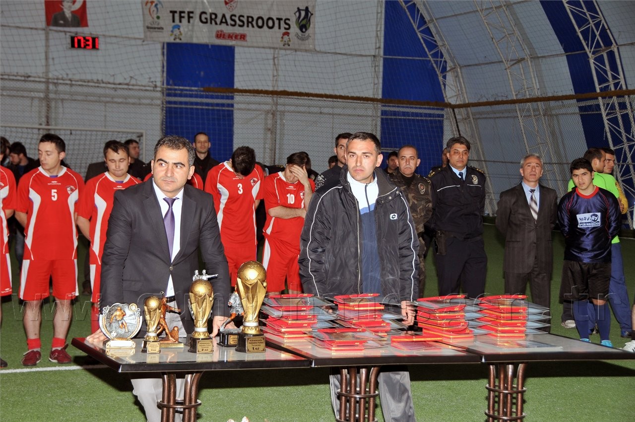 Kurumların Düellosu Sona Erdi: Şampiyon Emniyet 16