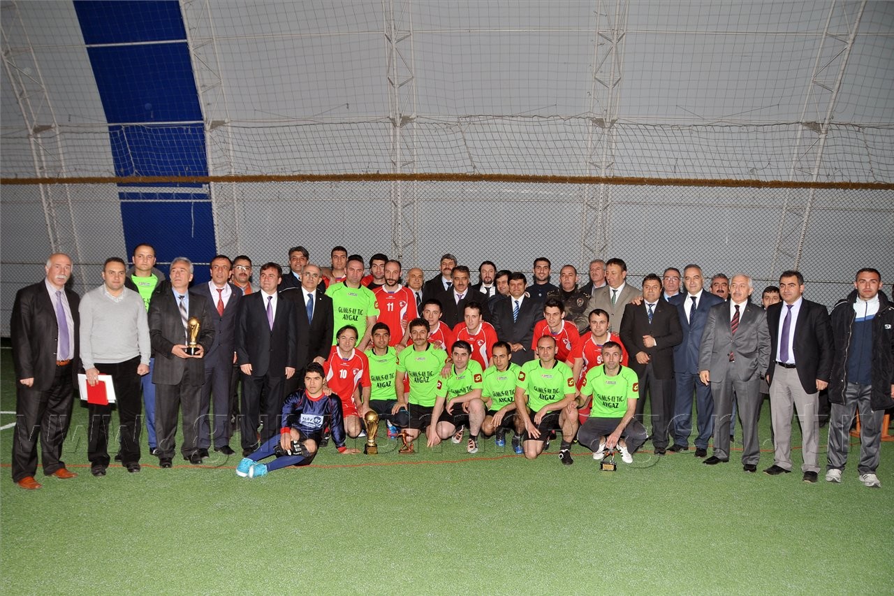 Kurumların Düellosu Sona Erdi: Şampiyon Emniyet 36