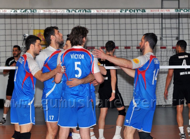 Torul Çankaya'yı Devirdi: 3-1 9