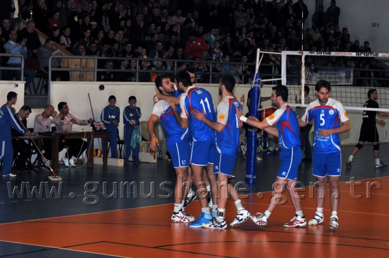 Torul Çankaya'yı Devirdi: 3-1 11