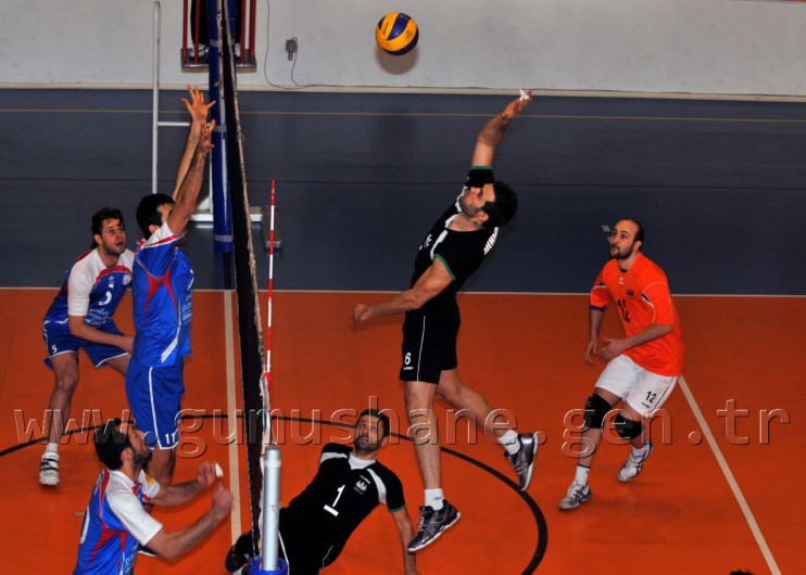 Torul Çankaya'yı Devirdi: 3-1 15