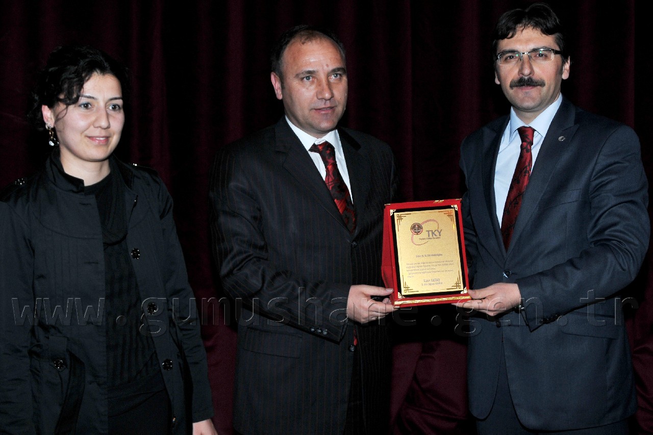 'Eğitim Birşeylerden Birşeydir Ama Herşey Değildir' 13