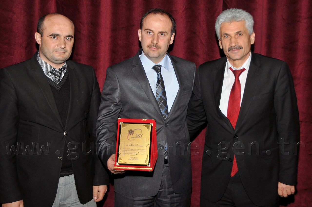 'Eğitim Birşeylerden Birşeydir Ama Herşey Değildir' 15