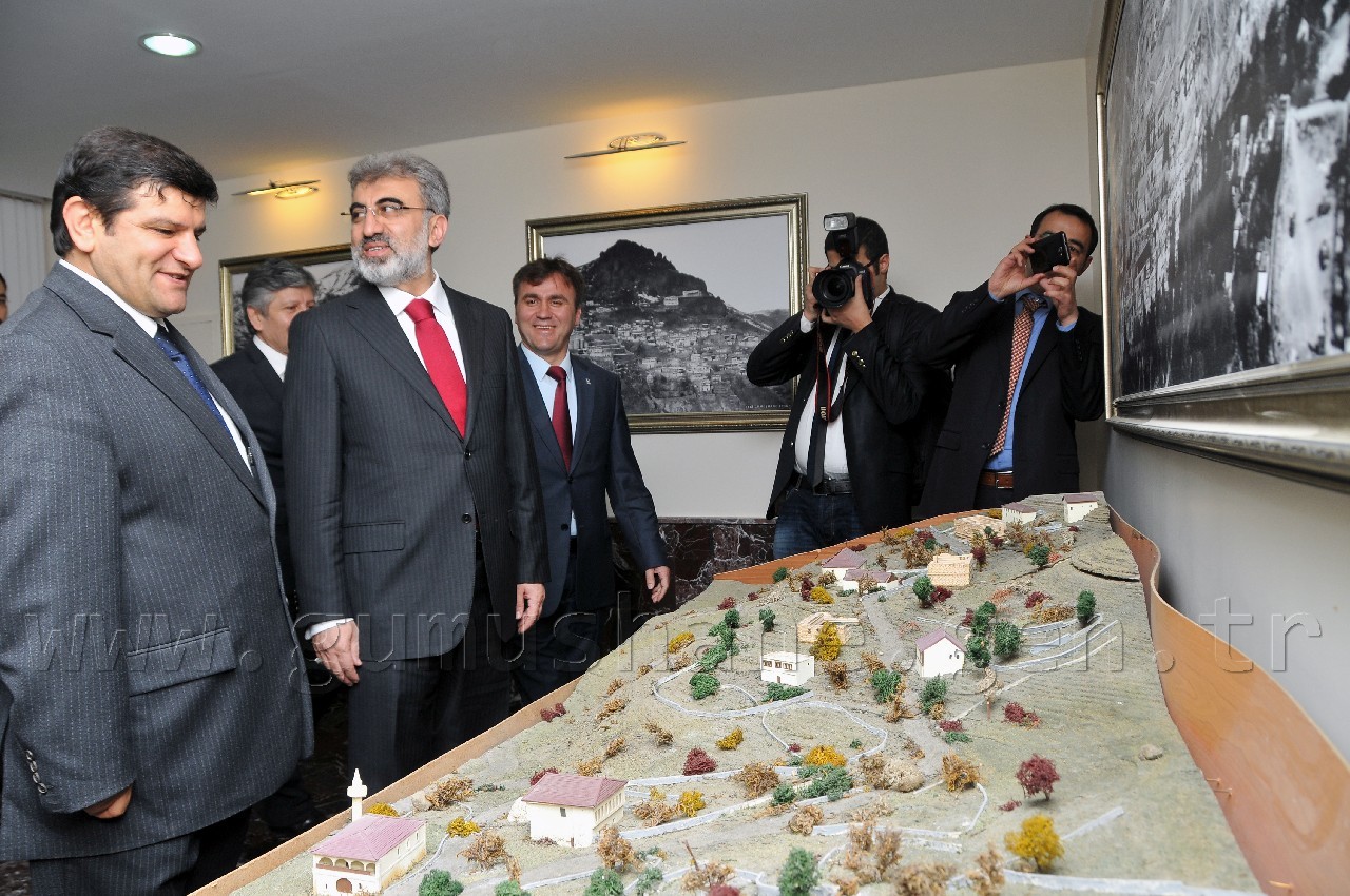 Enerji Ve Tabii Kaynaklar Bakanı Taner Yıldız Gümüşhane'de 15