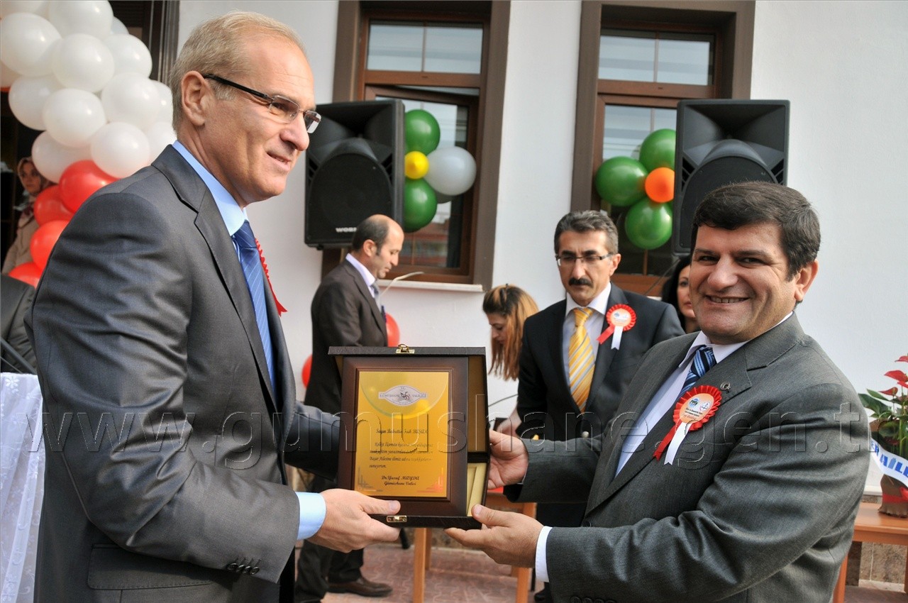 Kelkit'te Ülker ve Kemalettin Başar Anaokulu Hizmete Açıldı 41