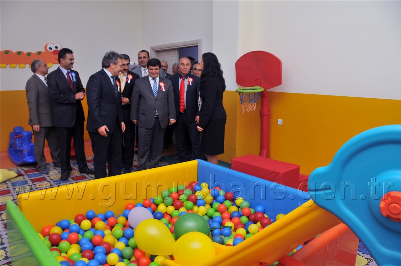 Kelkit'te Ülker ve Kemalettin Başar Anaokulu Hizmete Açıldı 46