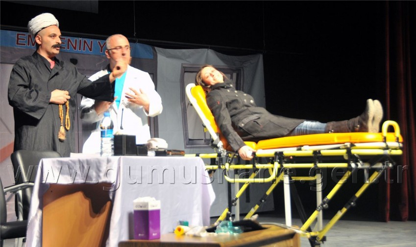 Kalp Krizi Değil, Gülme Krizi 13