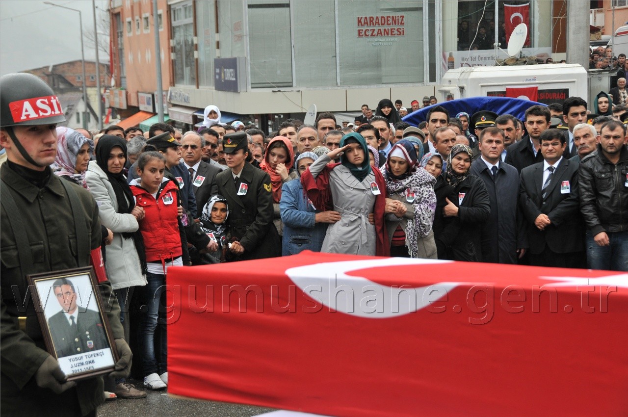 Şehidimizi Binler Uğurladı... 45
