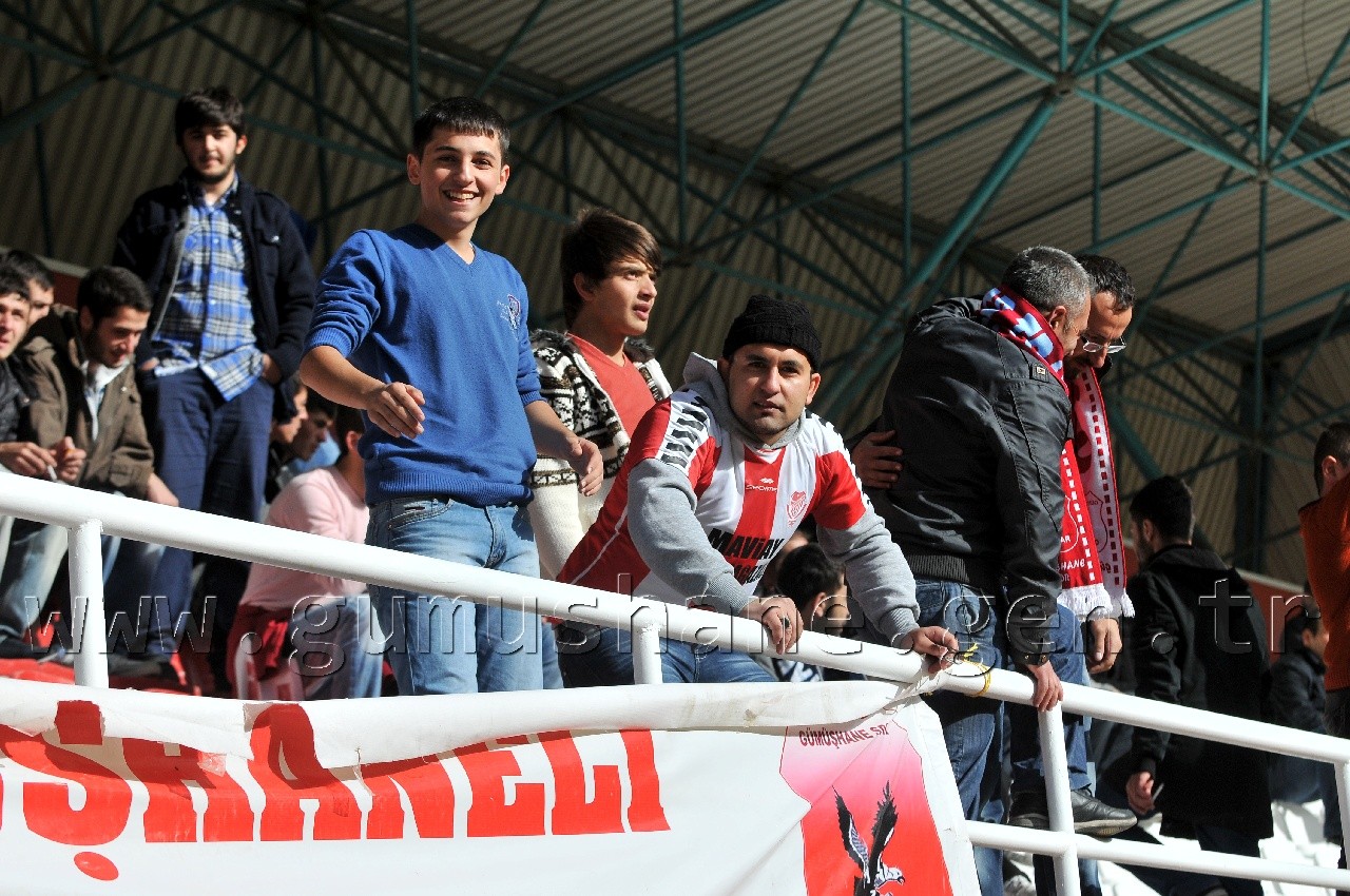 Gümüş Galibiyetle Tanıştı: 2-1 36