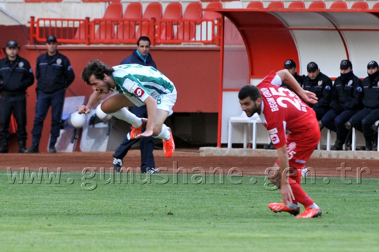 Gümüş Galibiyetle Tanıştı: 2-1 54