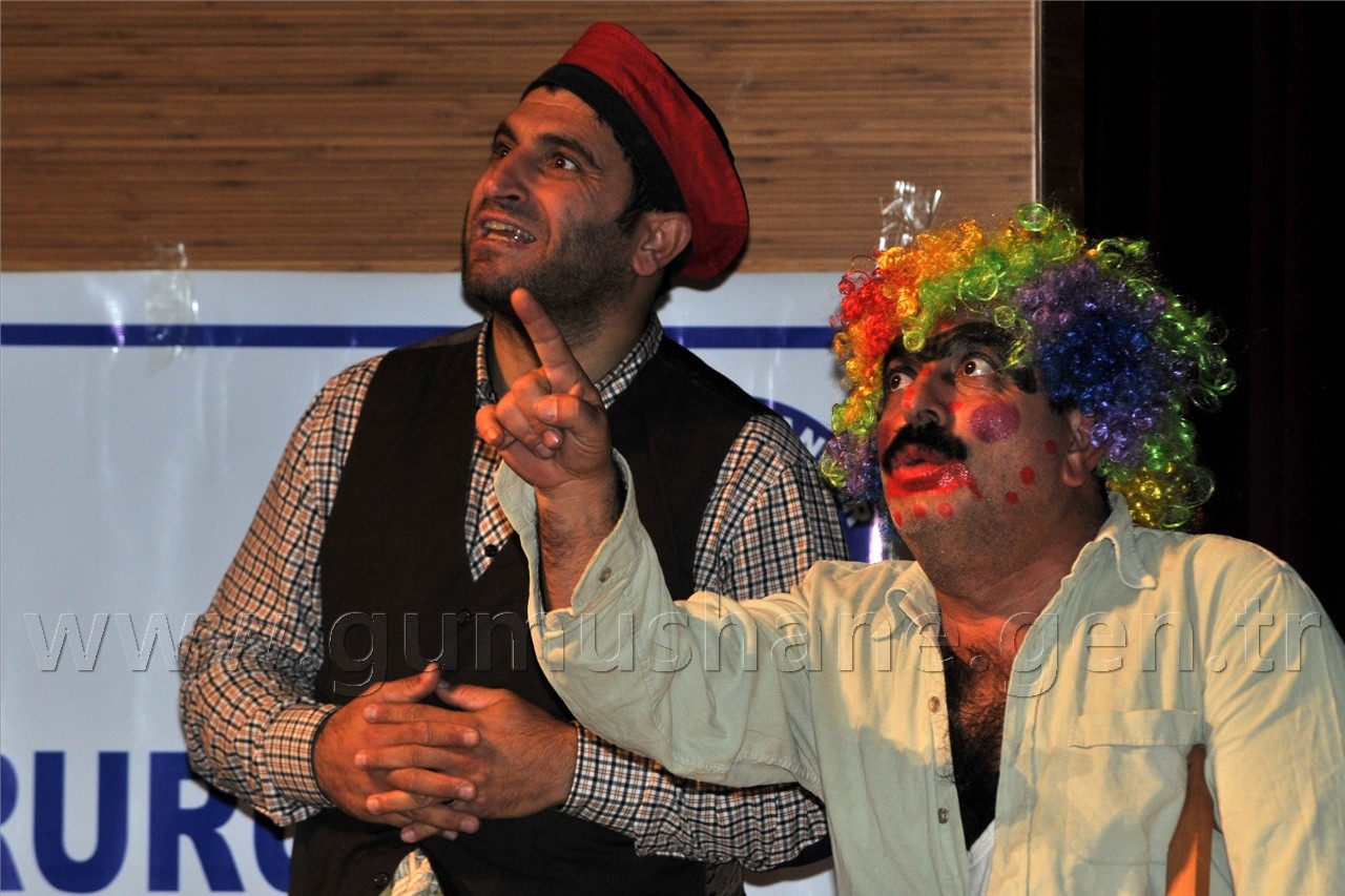 Özür Dileriz, Özürlüyüz ! 11