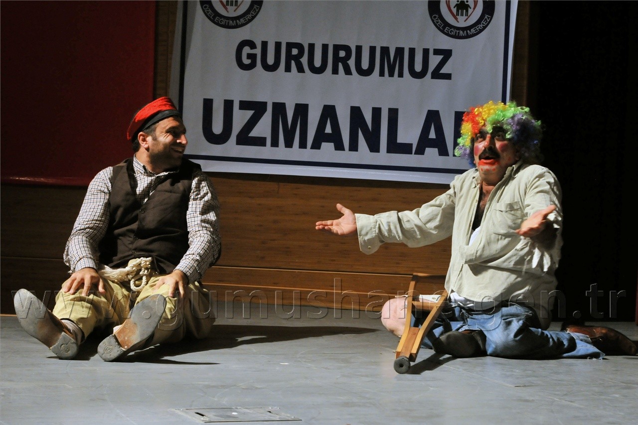 Özür Dileriz, Özürlüyüz ! 12