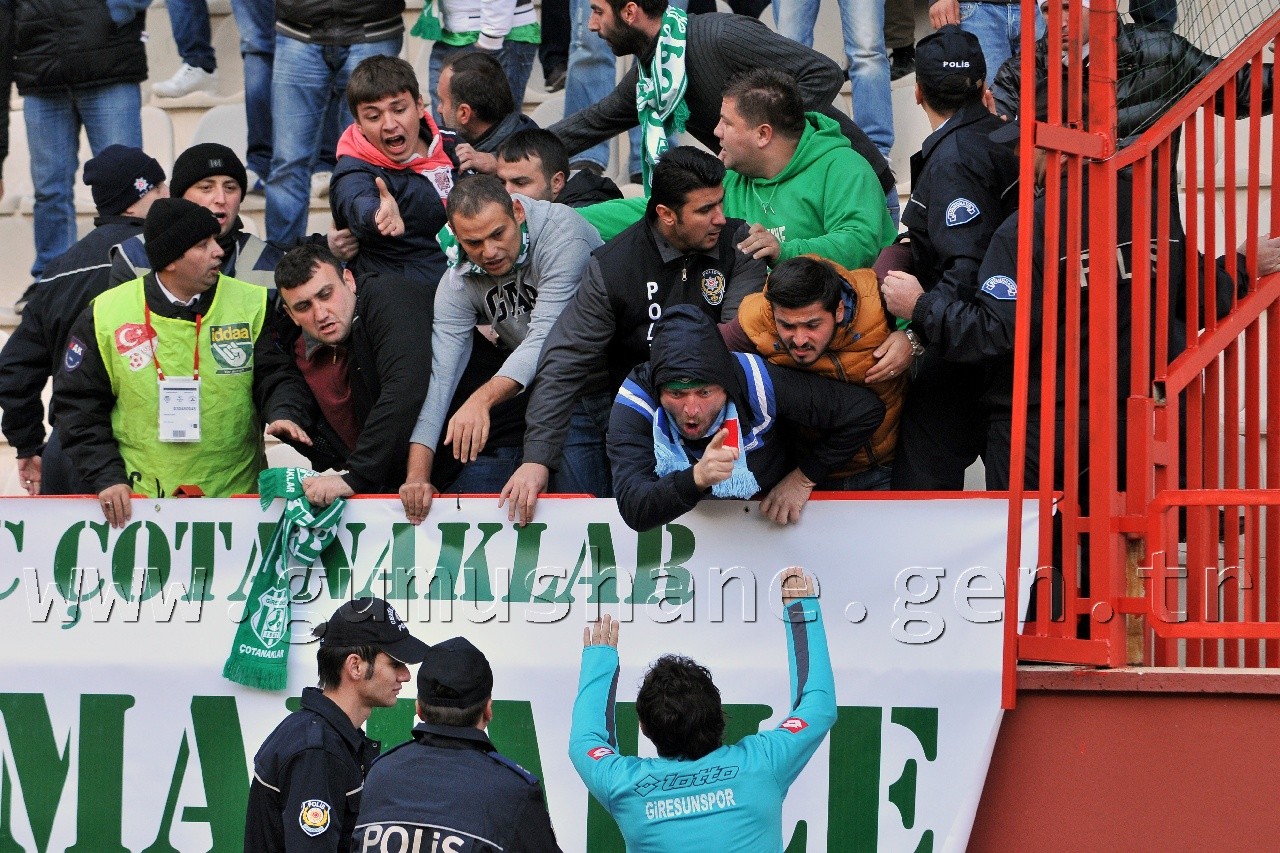 Gümüş Galibiyetle Tanıştı: 2-1 71