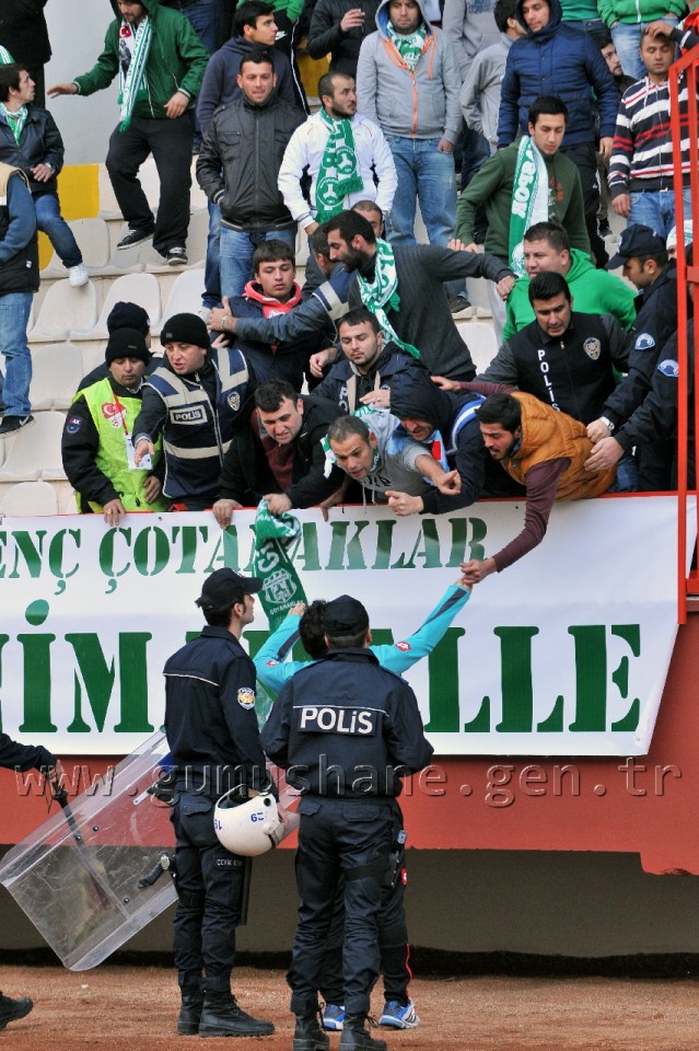 Gümüş Galibiyetle Tanıştı: 2-1 72