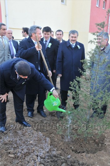Orman ve Su İşleri Bakanı Eroğlu Gümüşhane'de 16