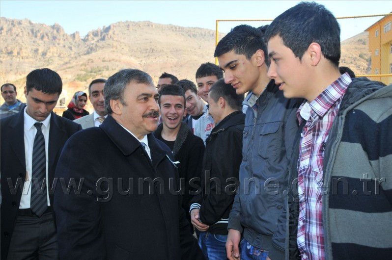 Orman ve Su İşleri Bakanı Eroğlu Gümüşhane'de 17