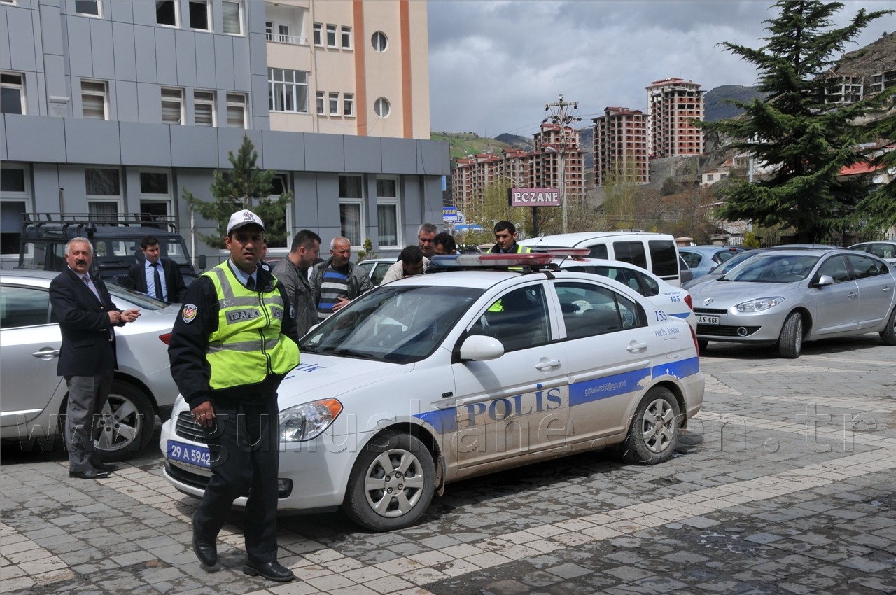 Özel Harekat Polisleri Kaza Yaptı: 7 Yaralı 9