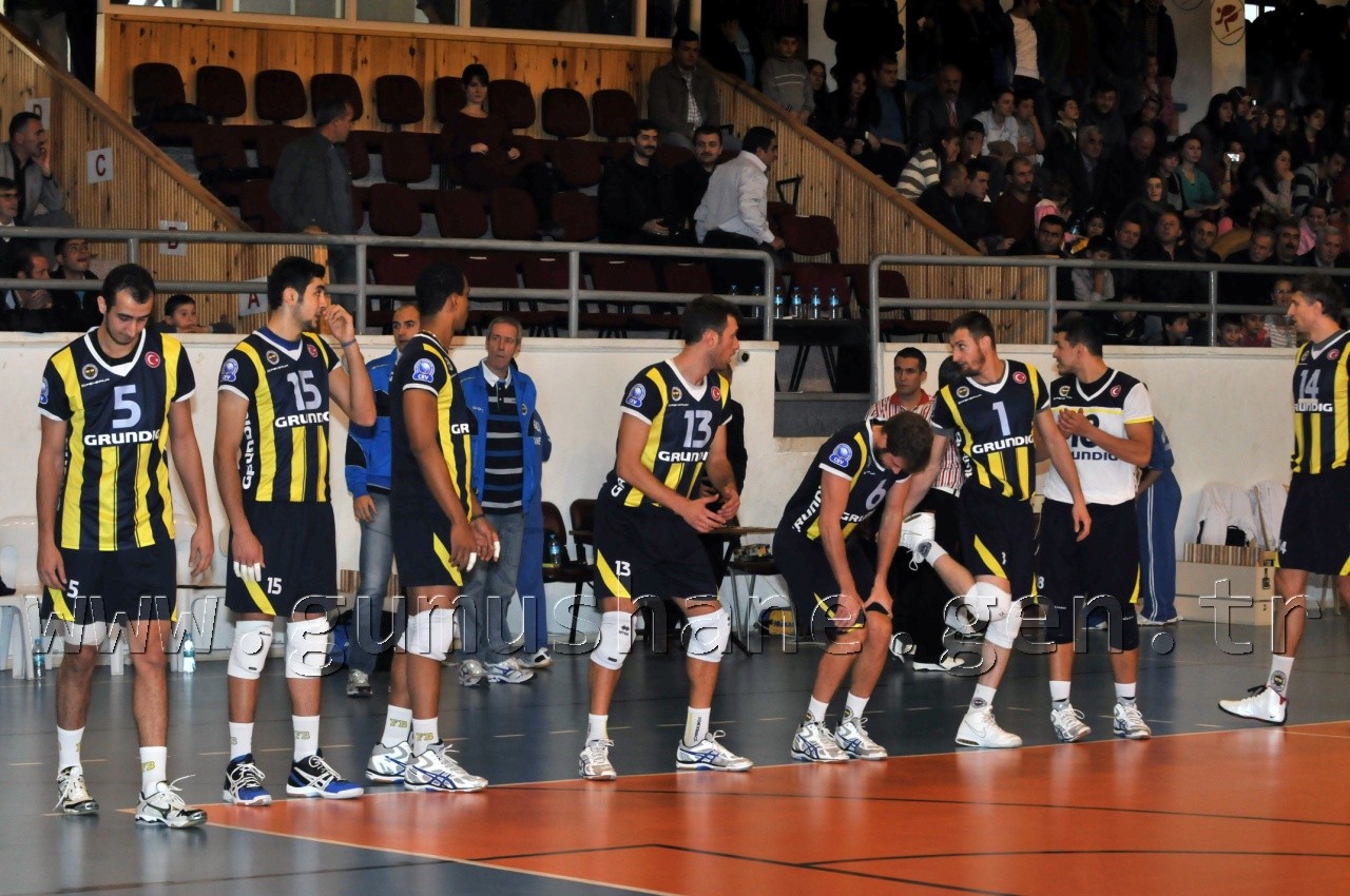 Torul, Fener'e 3 Puan Hediye Etti 10