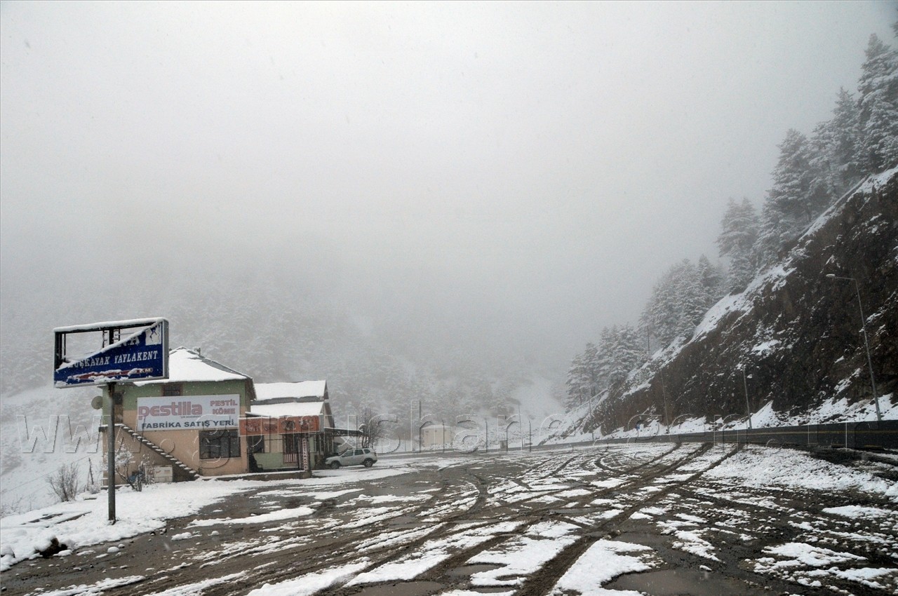 Zigana Dağında Kar Sürprizi 20