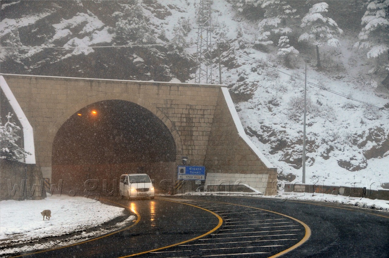 Zigana Dağında Kar Sürprizi 22