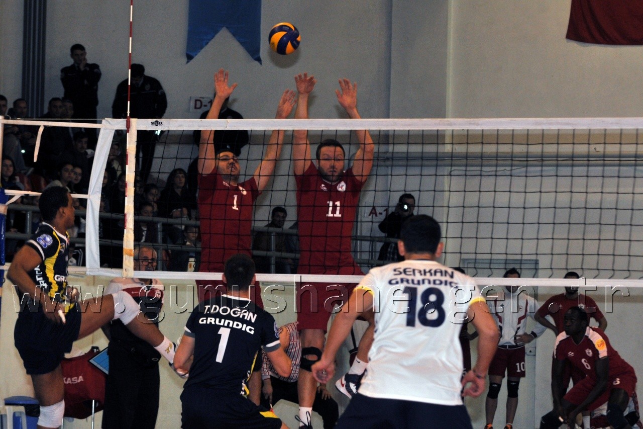 Torul, Fener'e 3 Puan Hediye Etti 16