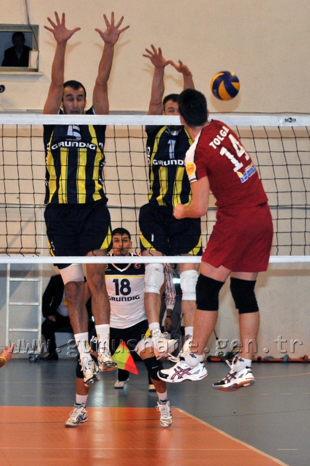 Torul, Fener'e 3 Puan Hediye Etti 23