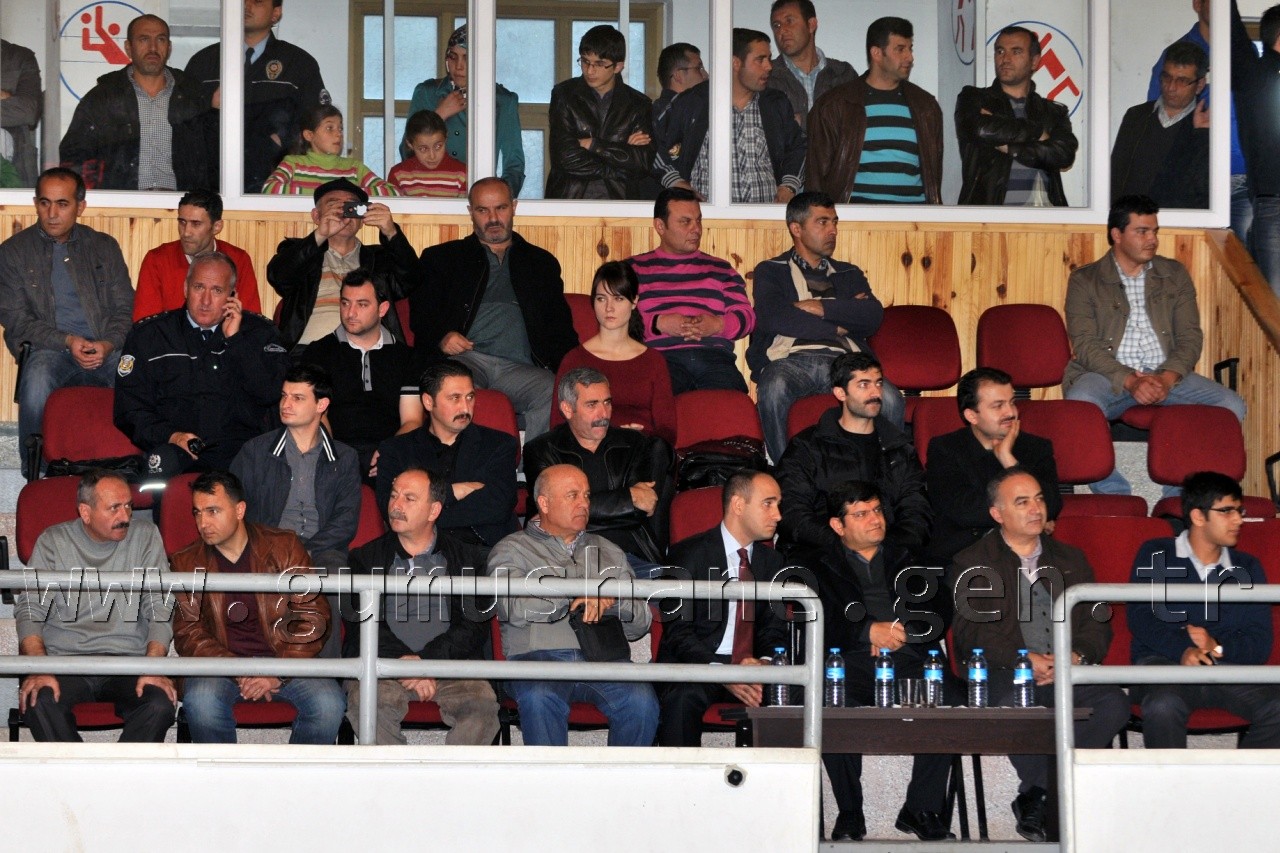 Torul, Fener'e 3 Puan Hediye Etti 25