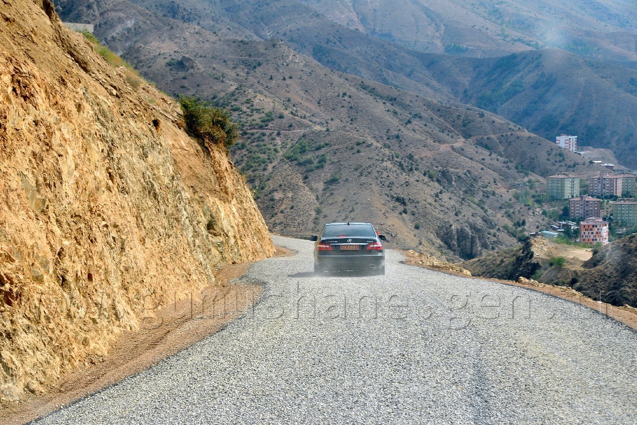 Vali Yavuz Yapımı Tamamlanan Yurtta İncelemelerde Bulundu 1