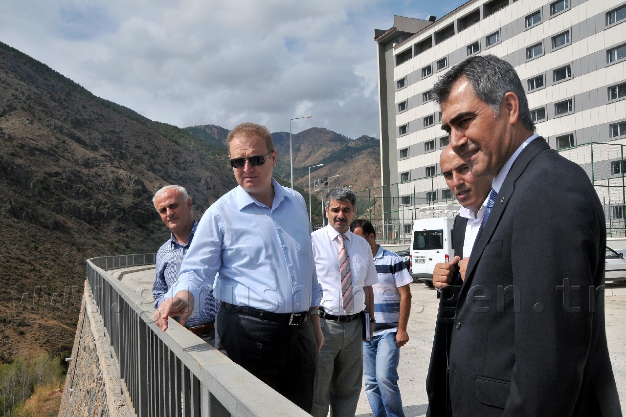 Vali Yavuz Yapımı Tamamlanan Yurtta İncelemelerde Bulundu 2