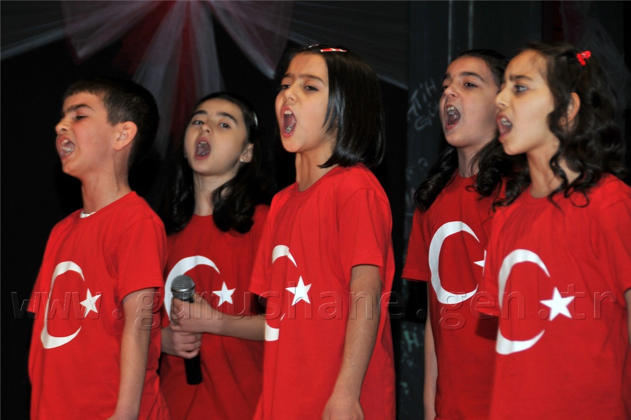 Gümüşhane'de 150 Kişilik Dev Gösteri 13