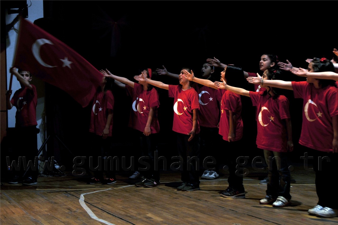 Gümüşhane'de 150 Kişilik Dev Gösteri 15