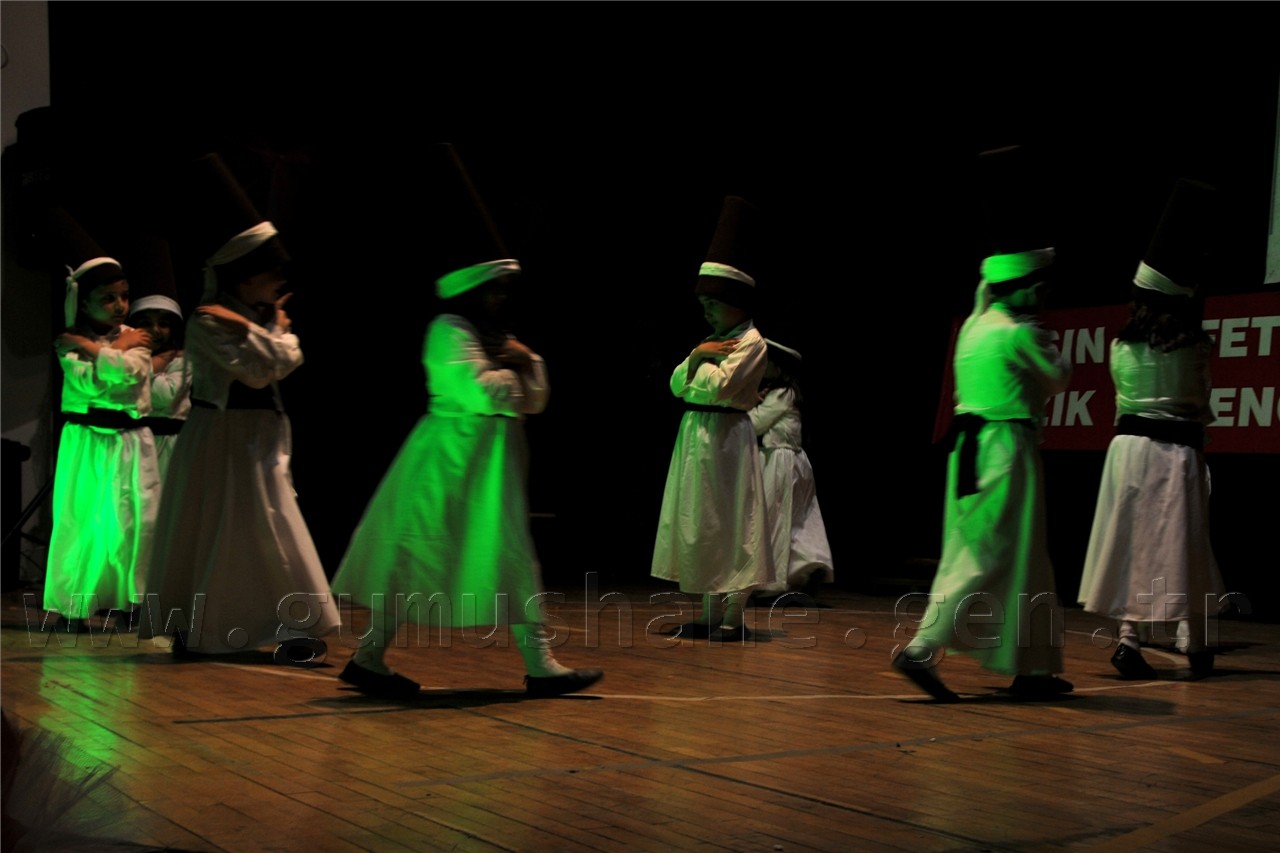 Gümüşhane'de 150 Kişilik Dev Gösteri 25