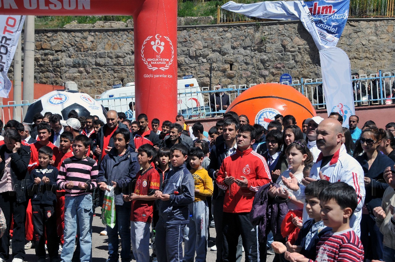 Spor Tırı Gümüşhane'de  11