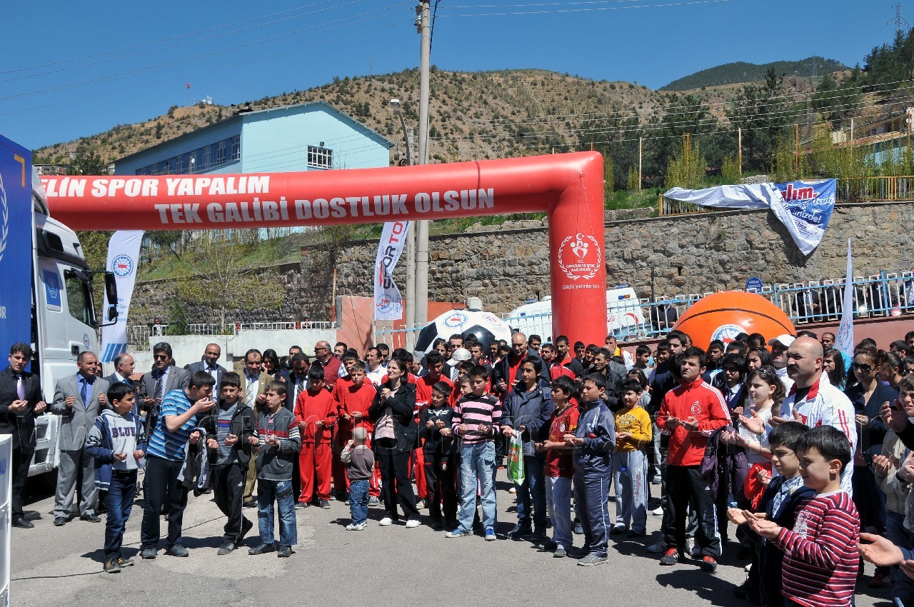 Spor Tırı Gümüşhane'de  14