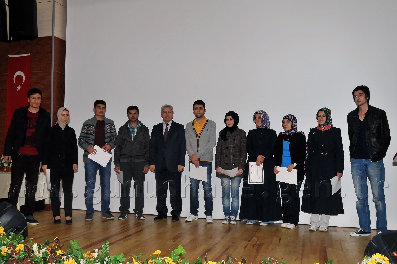 Gümüşhane'de 650 Üniversite Öğrencisi Girişimcilik Sertifikası Aldı 11