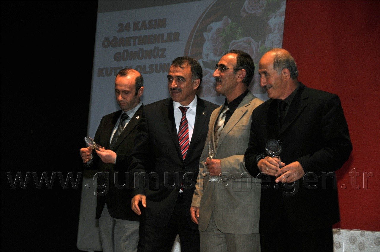 Gümüşhane'de 24 Kasım Öğretmenler Günü Kutlamaları 15