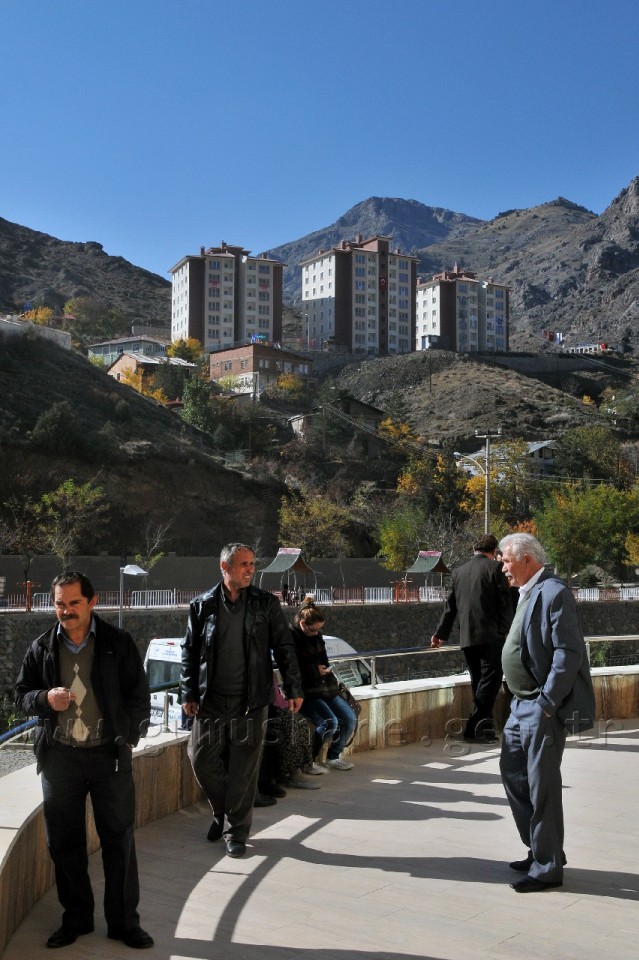 Gümüşhane'de Afetzedeler Konut Kuralarını Çekti 17