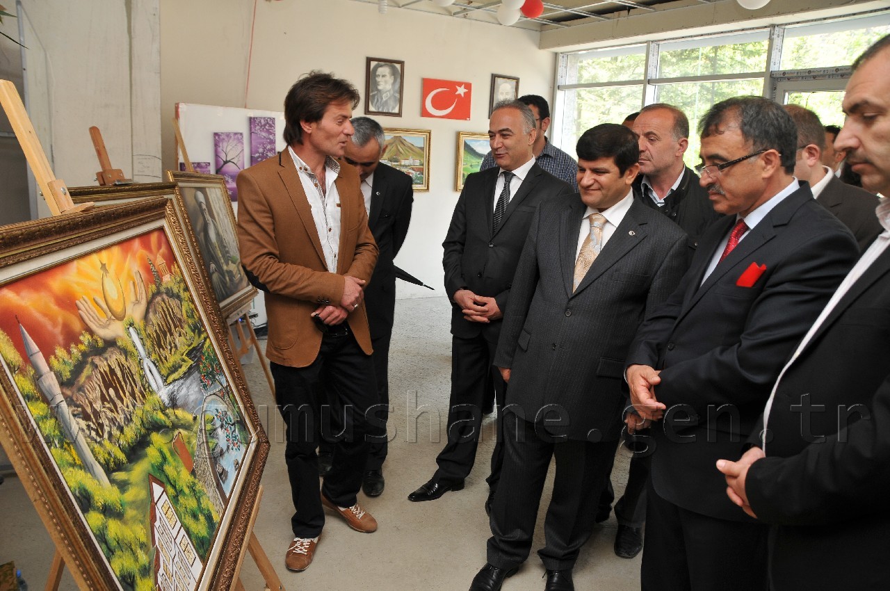 Kahveciydi Üçüncü Kişisel Resim Sergisini Açtı 6