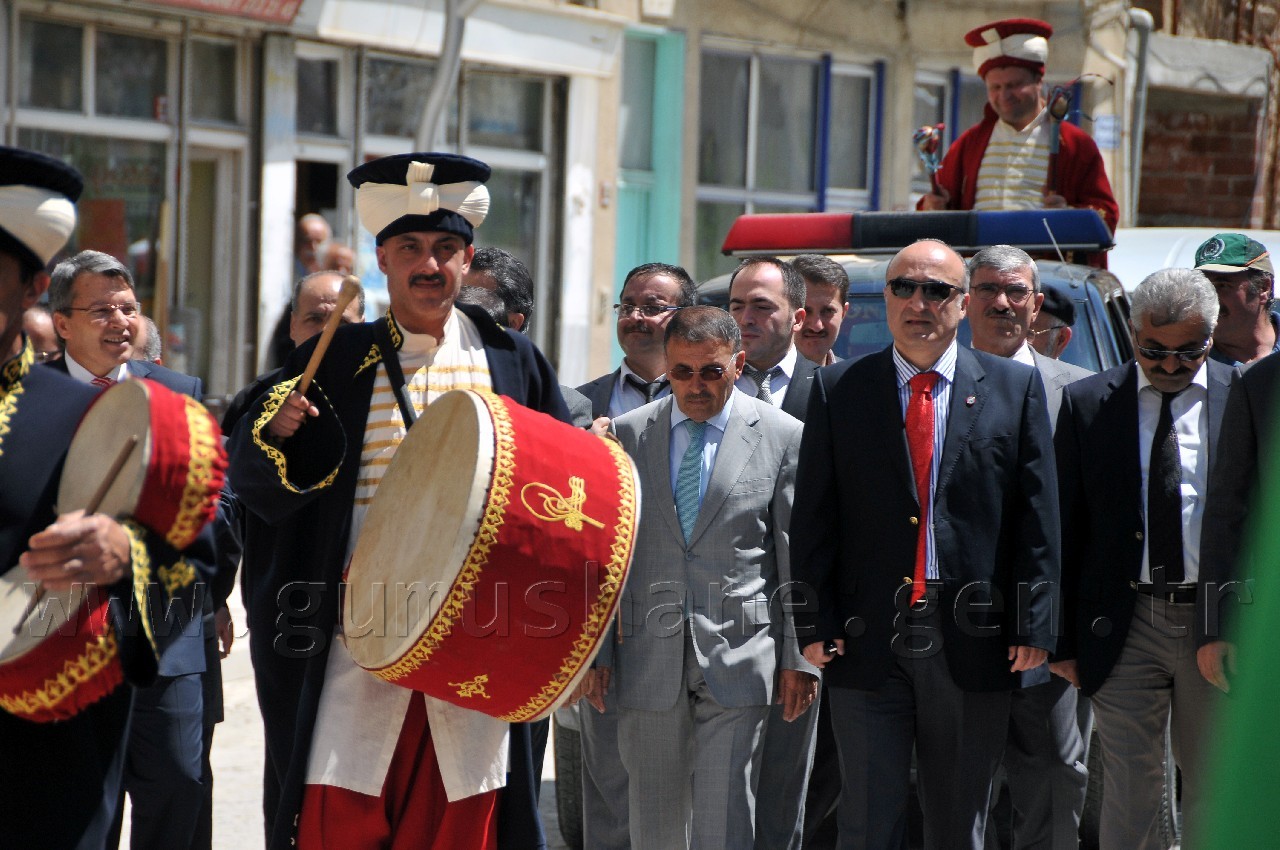 Kanuni Sultan Süleyman Gümüşhane'de Anıldı 11