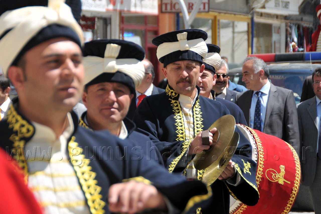 Kanuni Sultan Süleyman Gümüşhane'de Anıldı 12