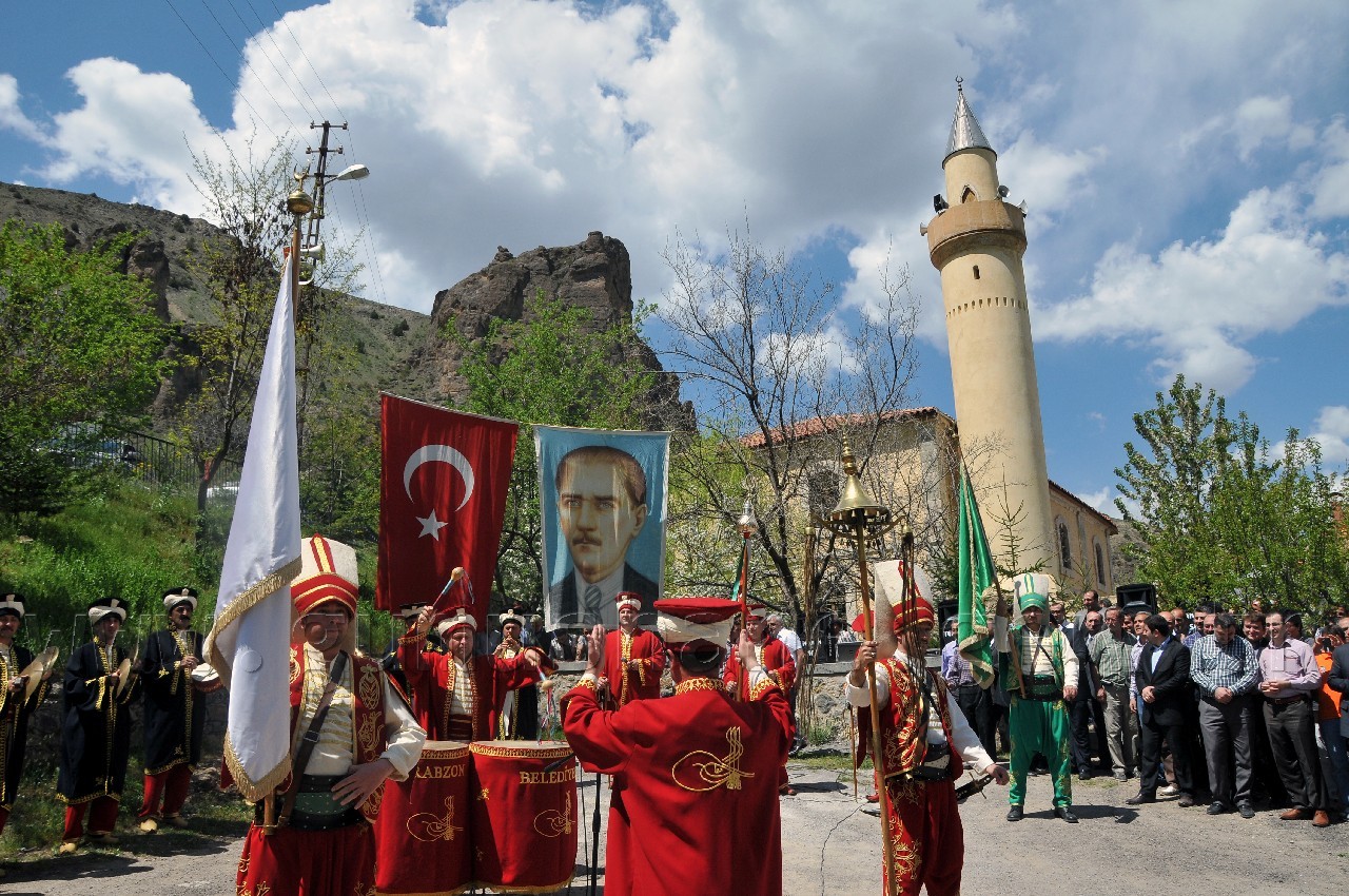 Kanuni Sultan Süleyman Gümüşhane'de Anıldı 26
