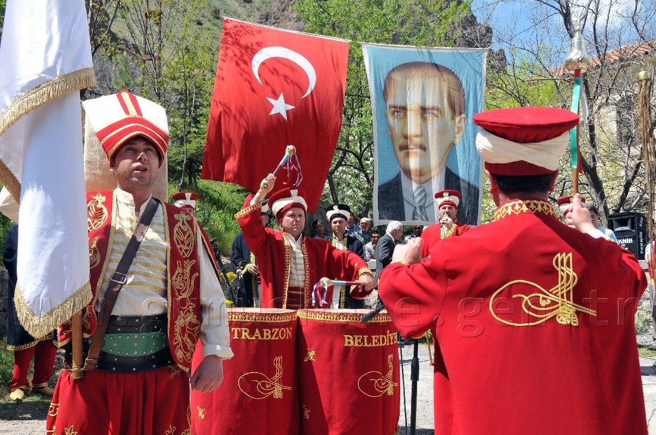 Kanuni Sultan Süleyman Gümüşhane'de Anıldı 27