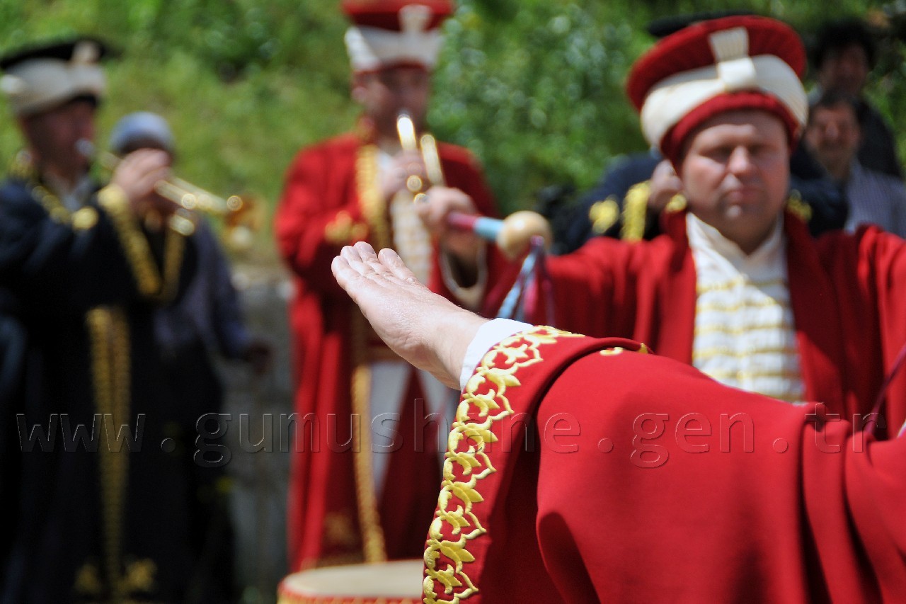 Kanuni Sultan Süleyman Gümüşhane'de Anıldı 35