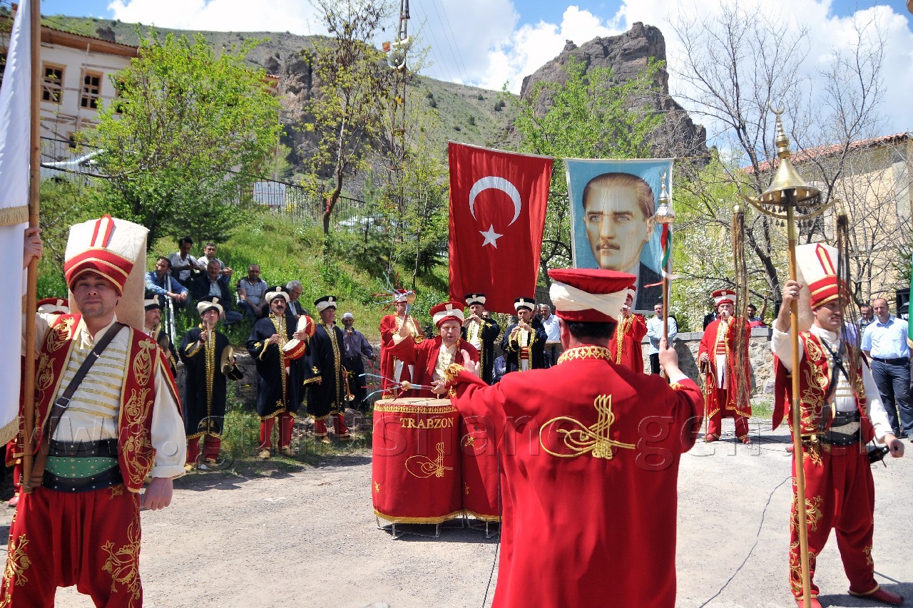 Kanuni Sultan Süleyman Gümüşhane'de Anıldı 40