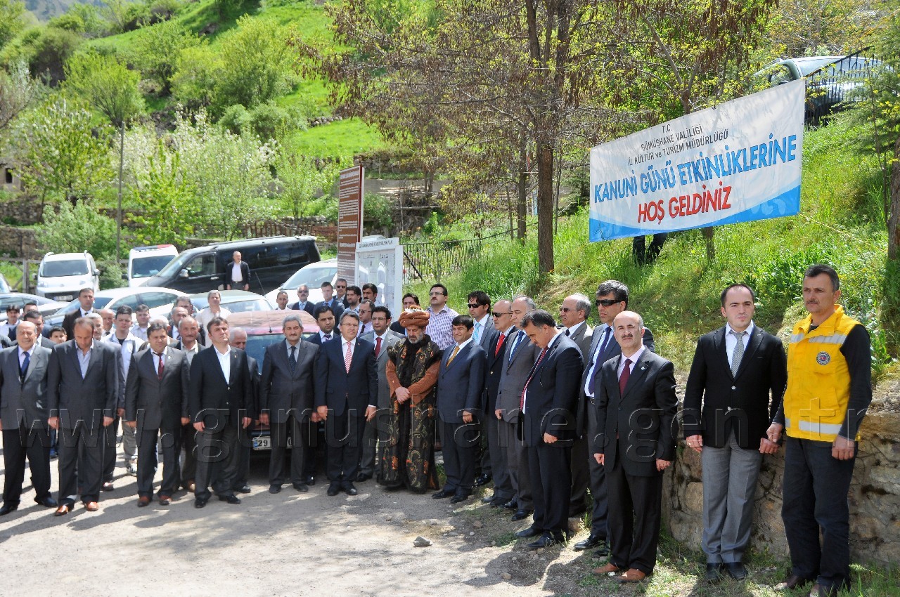 Kanuni Sultan Süleyman Gümüşhane'de Anıldı 42